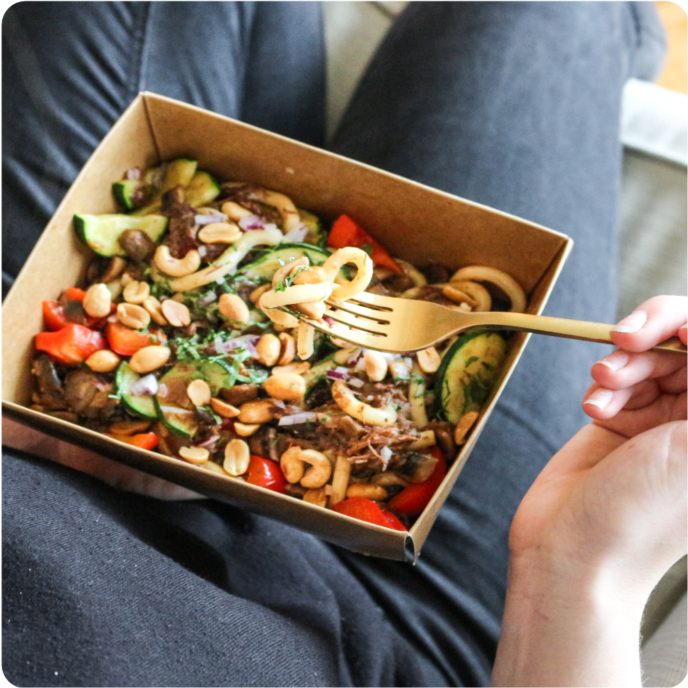 Bestell dir unsere leckeren Pulled Beef Szechuan Noodles